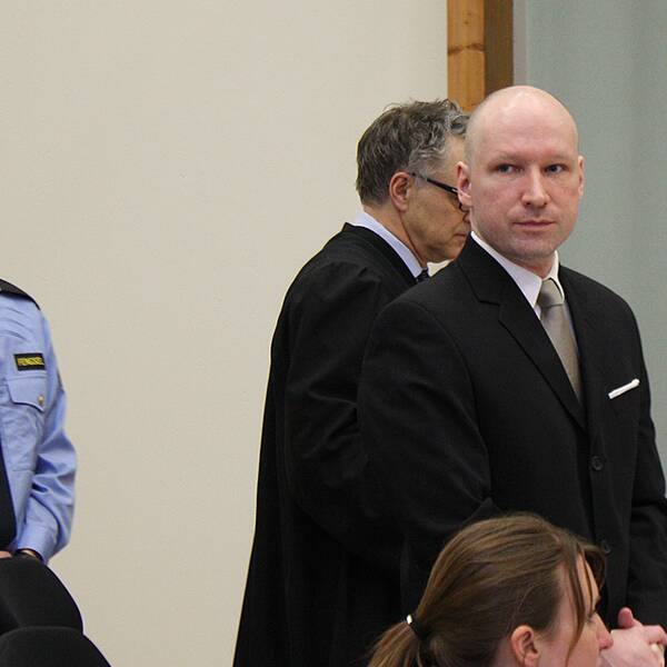 Breivik i gymnastiksalen i Skiens fängelse.