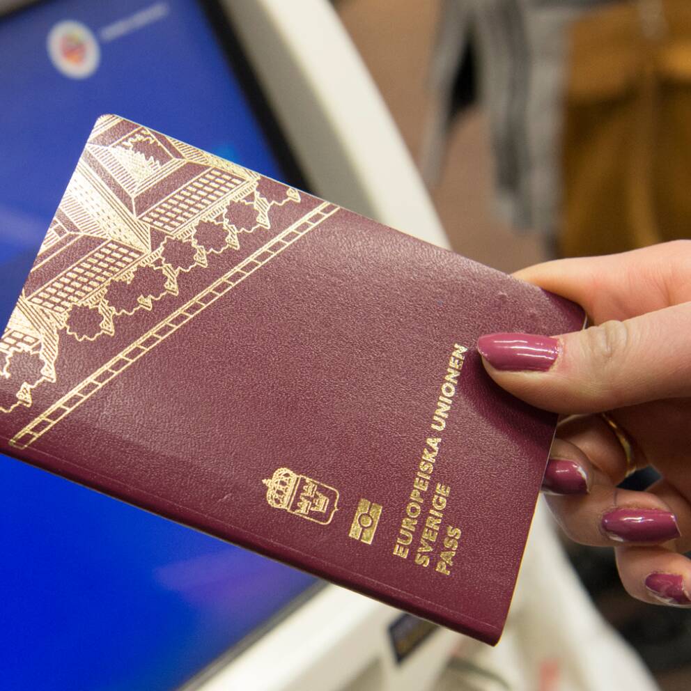Få i Småland ansöker om nytt pass under coronapandemin  SVT Nyheter
