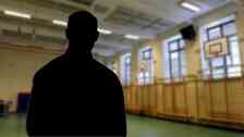 Mannen inledde en sexuell relation med flickan när hon var 13 år