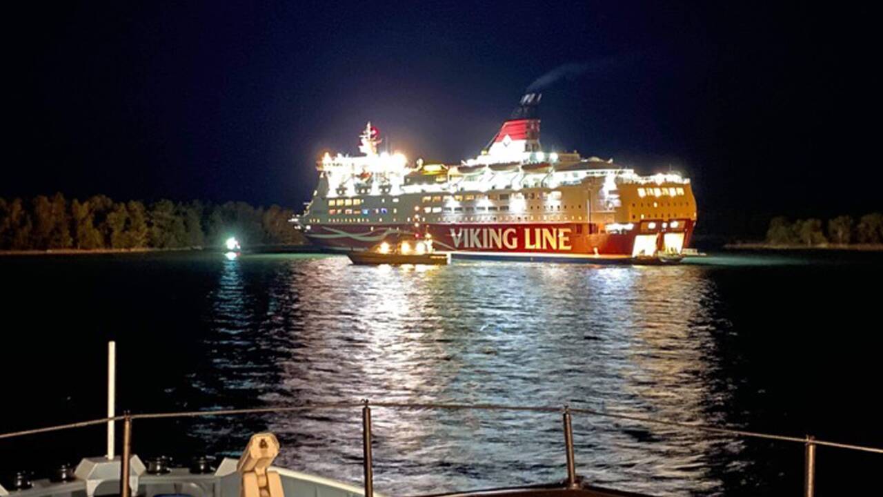 Fartyget Amorella grund utanför Åland | SVT Nyheter