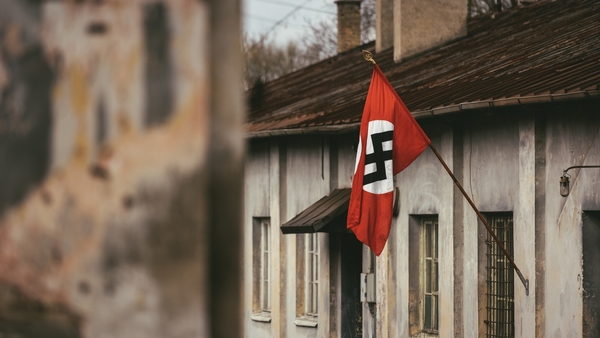 Världens historia: Nazismens uppgång och fall