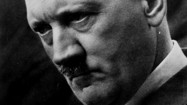 Världens historia: Adolf
