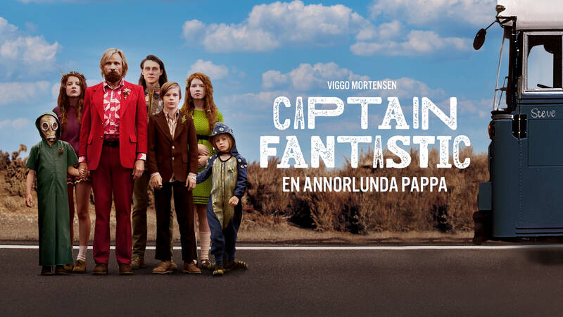 Ben (Viggo Mortensen) med sina barn Zaja (Shree Crooks), Kielyr (Samantha Isler), Rellian (Nicholas Hamilton), Vespyr (Annalise Basso), Bodevan (George MacKay) och Nai (Charlie Shotwell).
