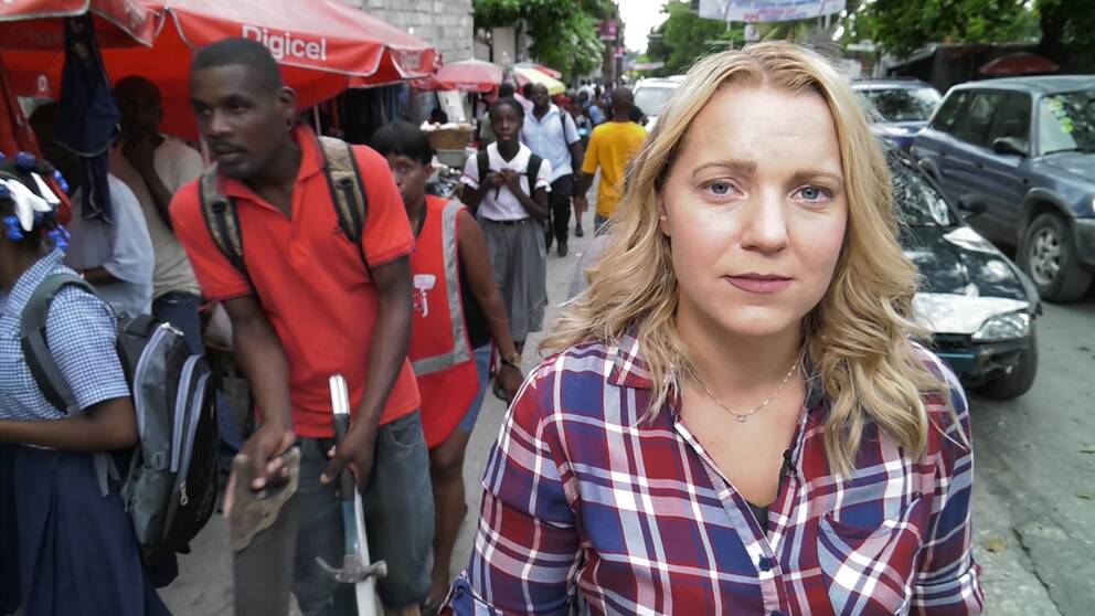 Carina Bergfeldt på plats i Haiti.