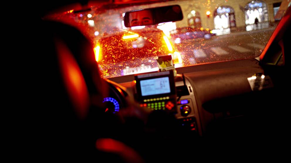 taxibil, polisbil, bil, backspegel