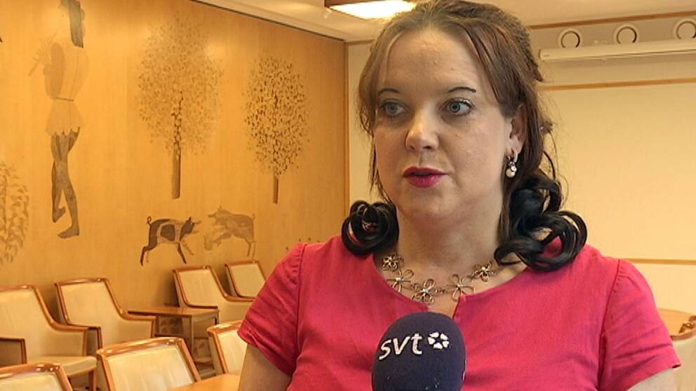 aMANDA aGESTAV