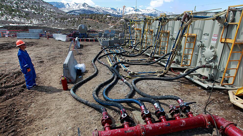 En av många platser i USA där olja och gas utvinns med fracking är här, utanför Rifle i västra Colorado.