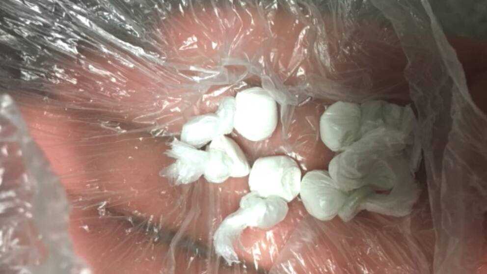 15 kokainbollar 