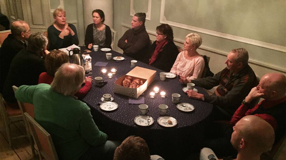 SVT besökte Lärkesholms gods och fikade med folk från trakten