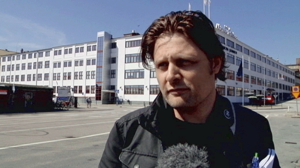 Mattias Liedholm är en av de föräldrar som hotar att flytta sin son till Ronneby.