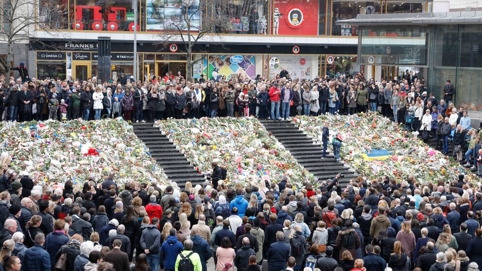 A national moment of silence at Sergels torg.