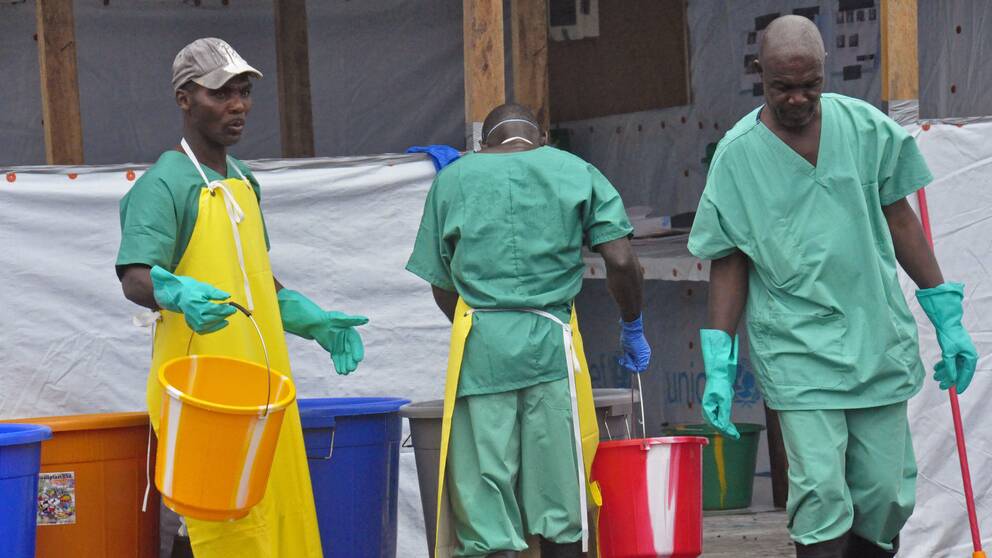 Vårdpersonal i Liberia under den värsta Ebola-epidemin 2014.