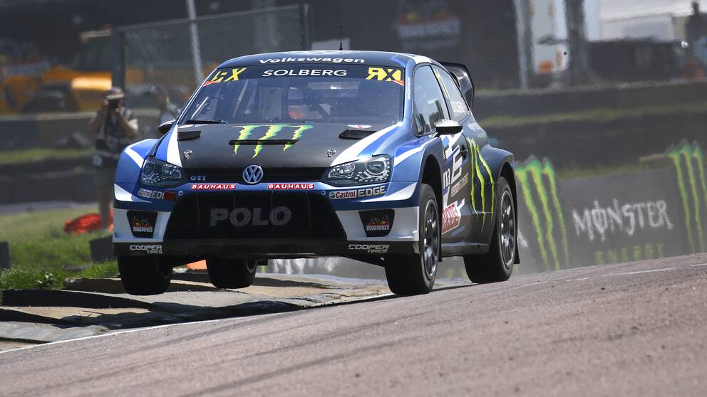 Petter Solberg vann både Q1 och Q2 när rallycrossens VM-serie drog vidare till brittiska Lydden Hill.