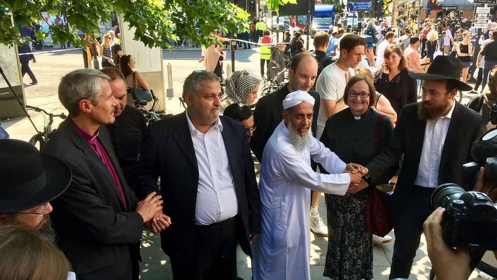 Religiösa ledare med olika trosinriktning träffas i London.