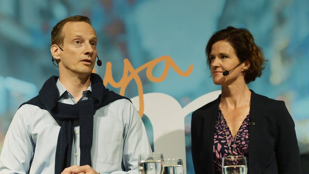 Moderaternas partisekreterare Anders Edholm och Moderatledaren Anna Kinberg Batra.