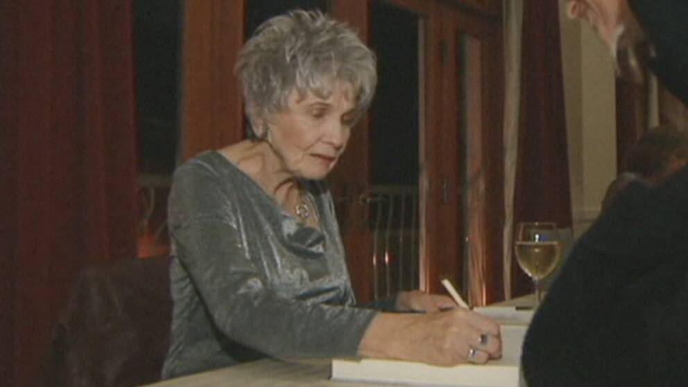 Alice Munro.
