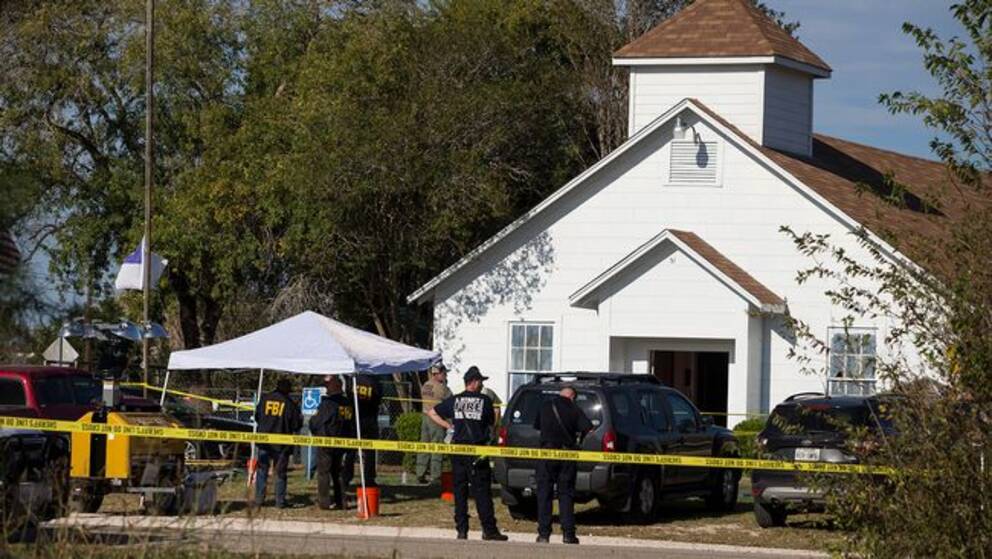 26 människor döda i skjutning i kyrka i Texas