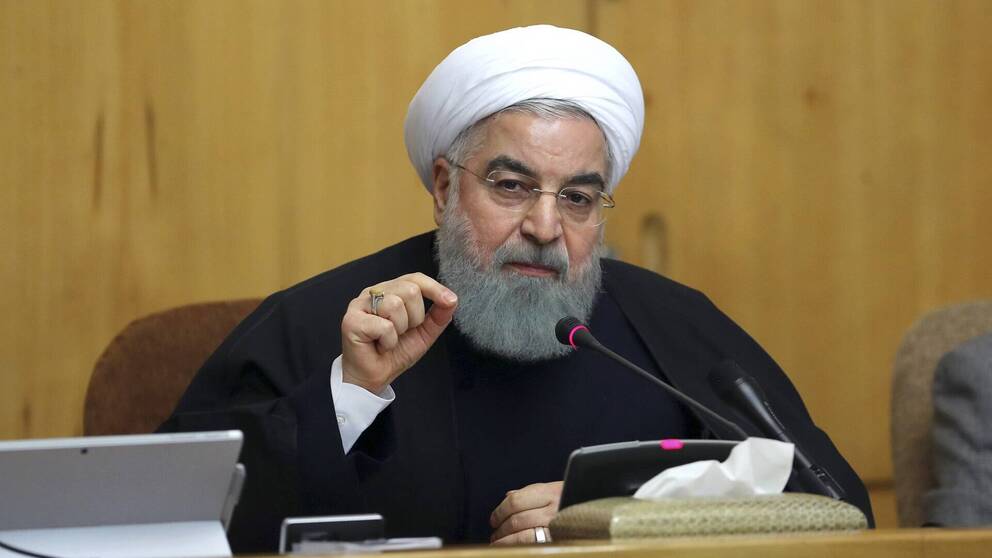 Irans president Hassan Rouhani vid ett regeringsmöte på söndagen. 
