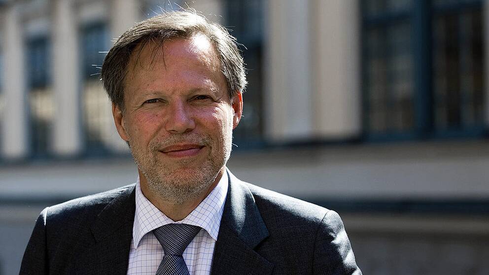 En av Sveriges högsta domare, justitierådet Mats Melin, anser att den polska regeringen urholkar rättsstaten.