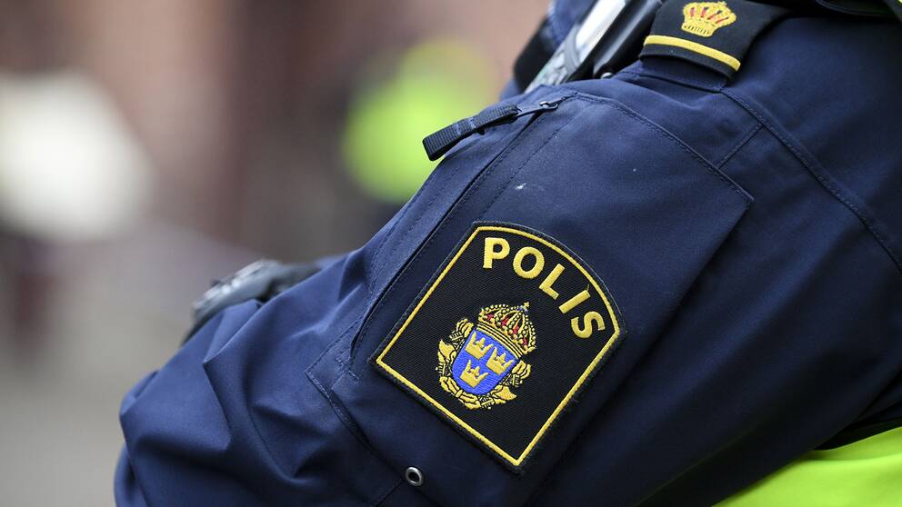 Polis