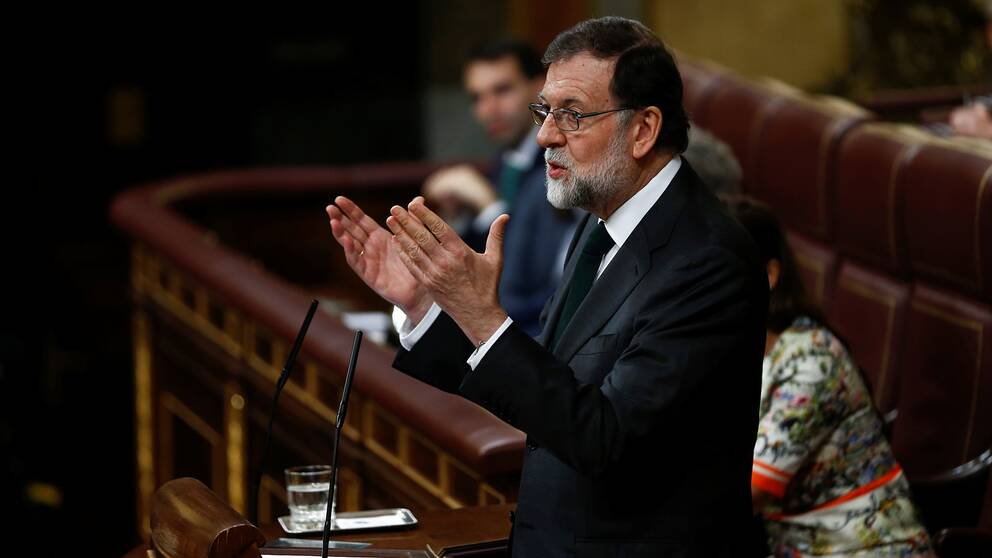 Rajoy talade inför parlamentet på fredagen.