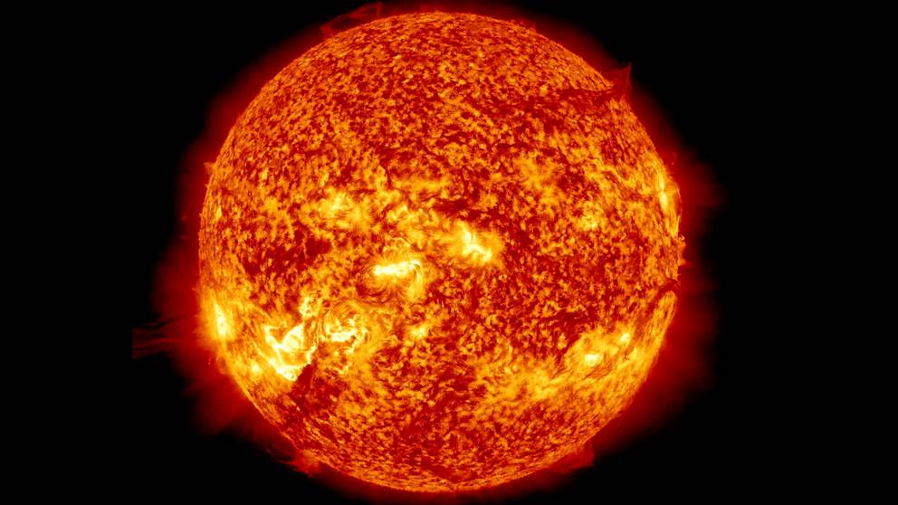 Har du koll på hur varm solen är? | SVT Nyheter