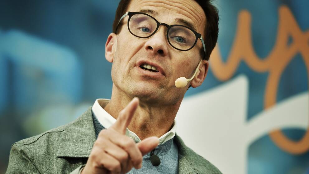 Moderaternas partiledare är först ut att hålla tal i Almedalen.
