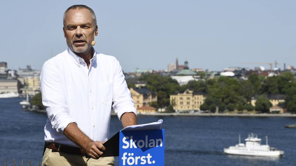 Liberalernas partiledare Jan Björklund (L) sommartalar på Ersta terassen i Stockholm.