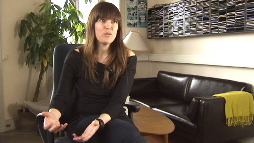 Karin Inde på Svensk jazz. Bild ur tv-intervju.