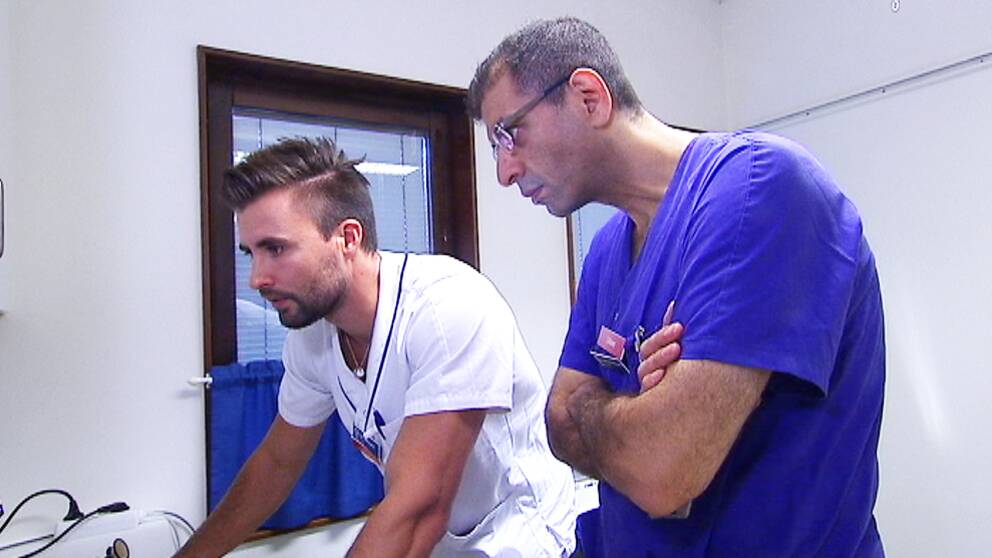 Idag har Khaled fast jobb som ortoped på sjukhuset i Arvika