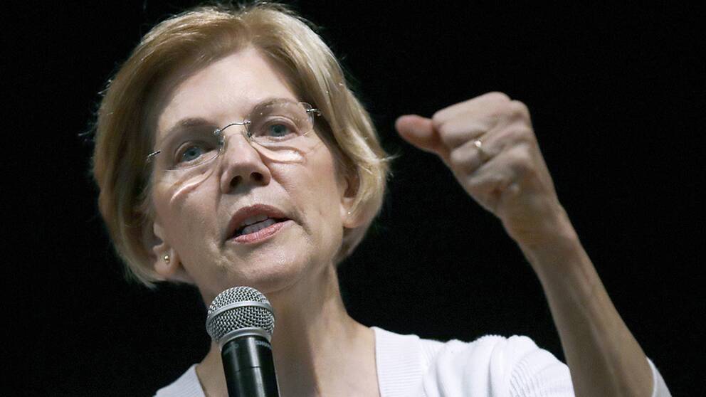 Den demokratiska senatorn Elizabeth Warren slår tillbaka mot Donald Trump. 