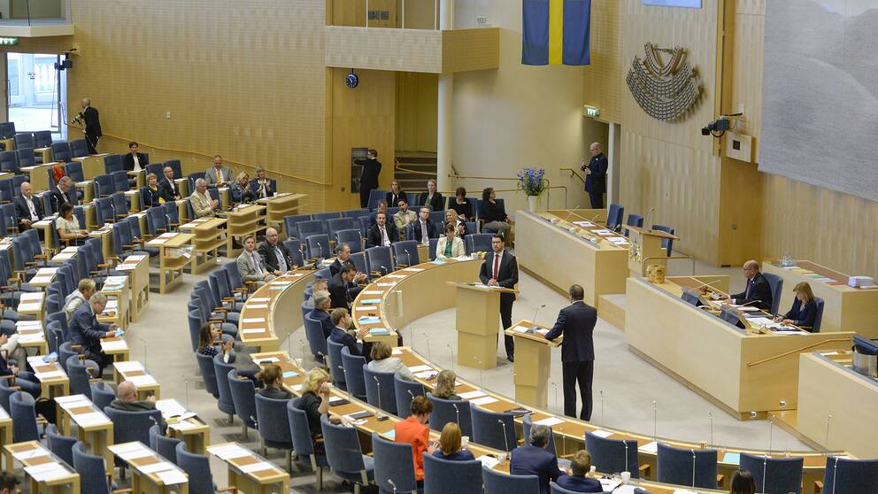 Plenisalen under partiledardebatten i riksdagen i Stockholm.