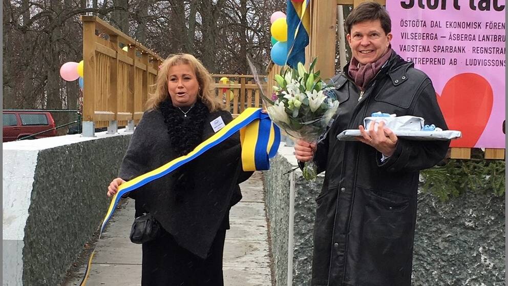 Talmannen på plats när kooperativet i Rogslösa invigdes ...