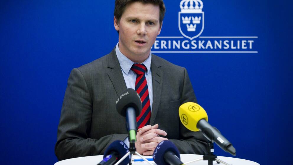 Erik Ullenhag svarar skribenterna i #nyisverige.