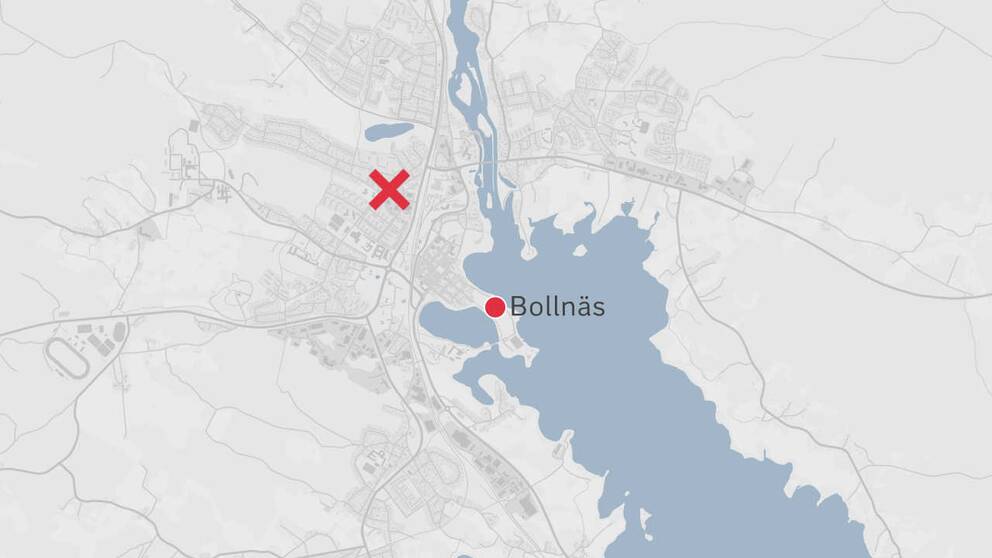 En karta över Bollnäs där ett rött kryss markerar platsen där mannen hittades.