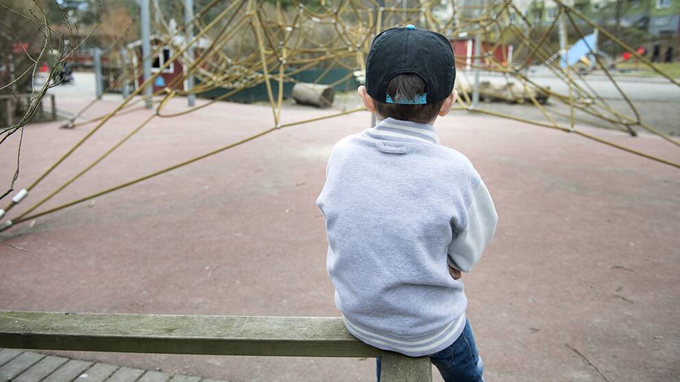 Hundratals barn far illa när socialtjänsterna gör fel