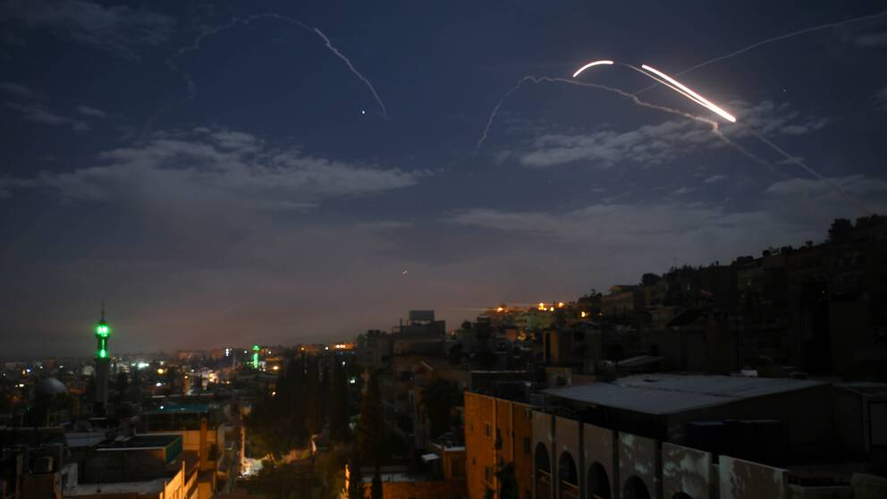 Bild över Damaskus under Israels attack.