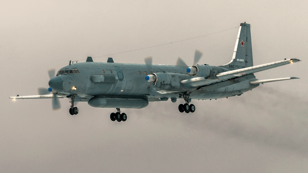 Arkivbild: Ett ryskt Il-20 signalspaningsflygplan utför ett uppdrag i mars 2017