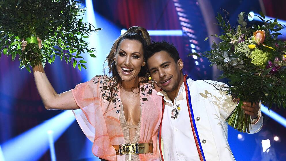 Lina Hedlund och Jon Henrik Fjällgren tog sig direkt till final från Melodifestivalens tredje deltävling