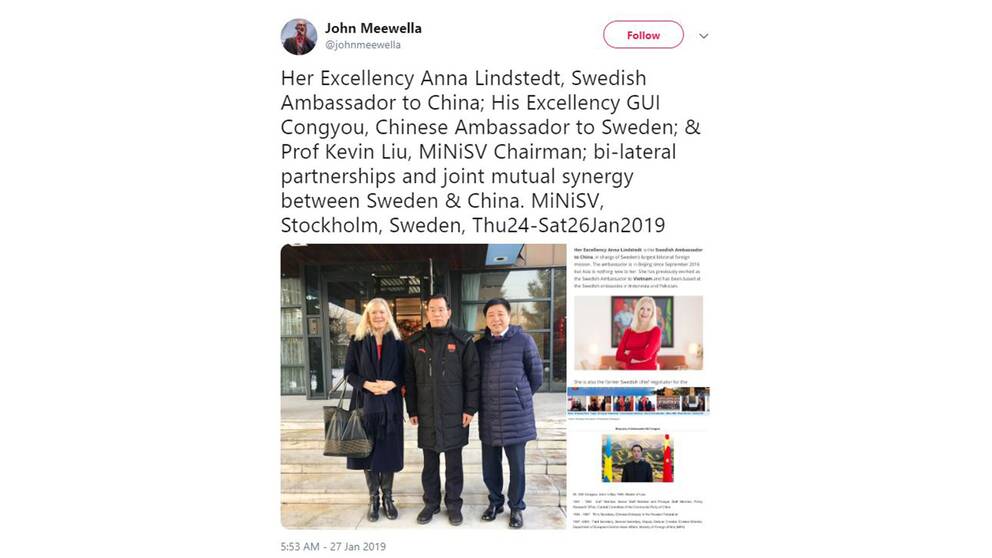 Affärsmannen John Meewella har tweetat om ett möte med de svenska och kinesiska ambassadörerna tillsammans med den kinesiske affärsmannen Kevin Liu ( t höger).