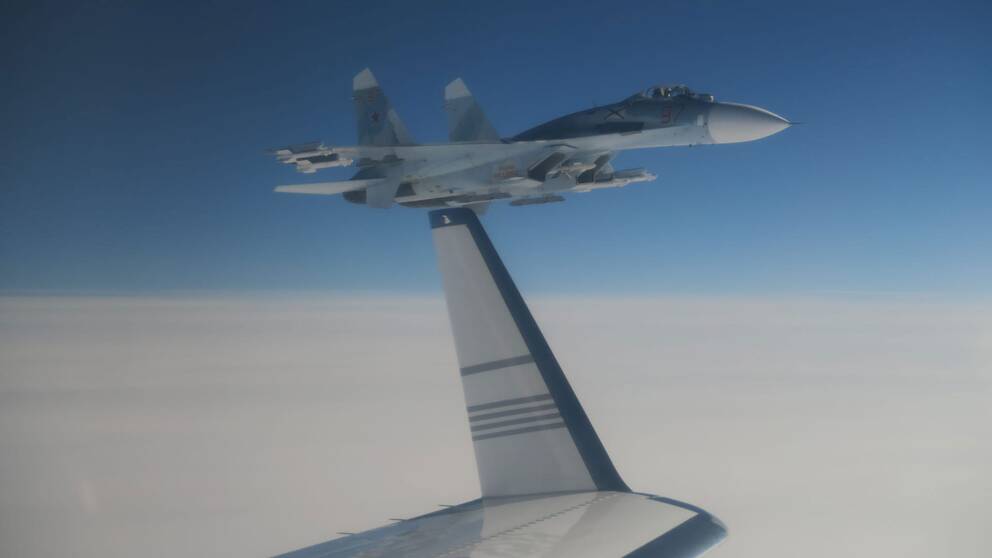 Rysk Su-27 nära svenskt signalspaningsflygplan 19 februari 2019.
