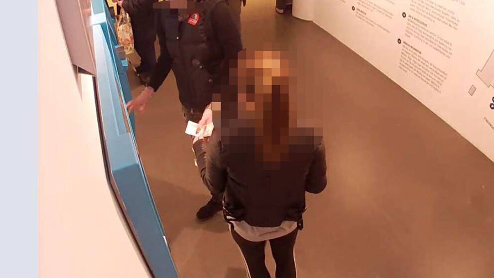 Mordåtalade misstänks ha lurat äldre genom falska banksamtal  SVT 