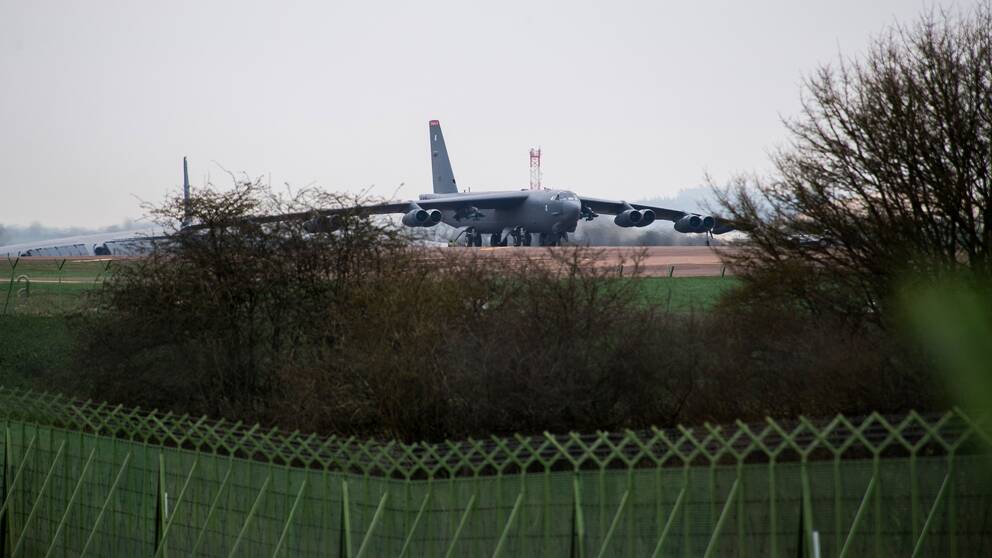 Ett av sex stycken B-52 strategiska bombflygplan som flyttats från Barksdale flygbas i Lousiana i USA till Fairford flygbas i Storbritannien. Foto 21 mars 2019. 
