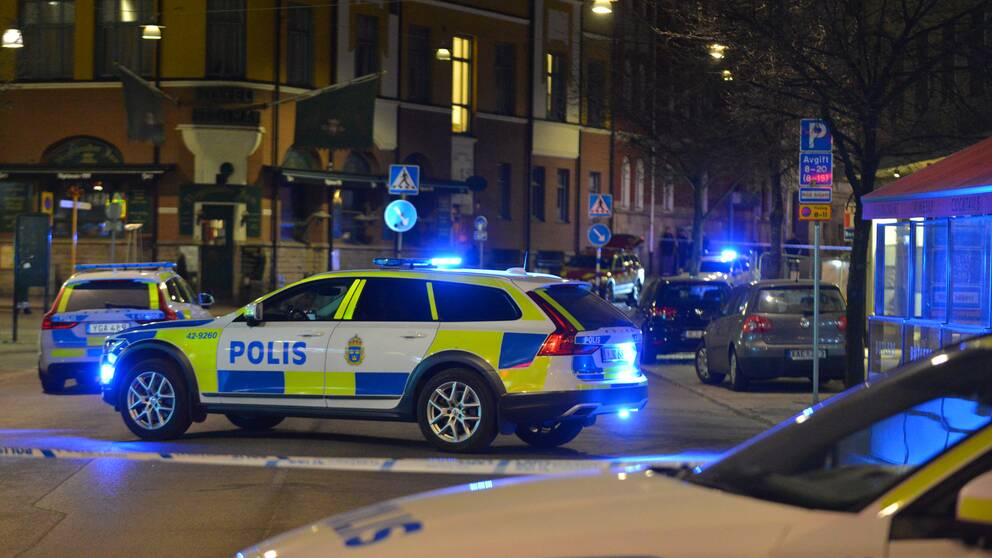En stor polisinsats pågår på platsen efter explosionen i Norrköping.