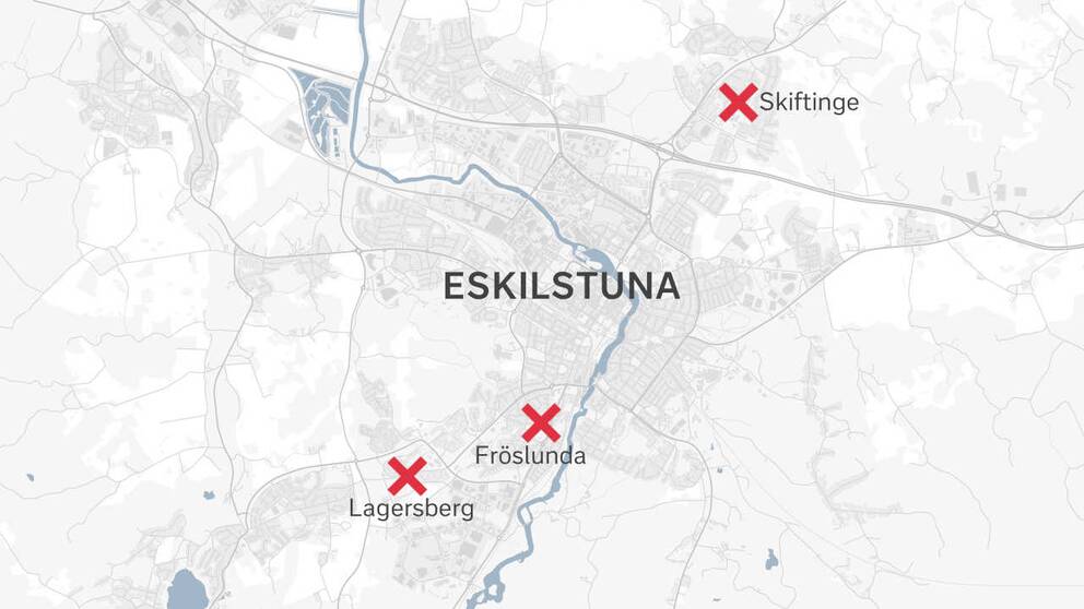 En karta över Eskilstuna med områdena Skiftinge, Lagersberg och Fröslunda markerade med kryss.