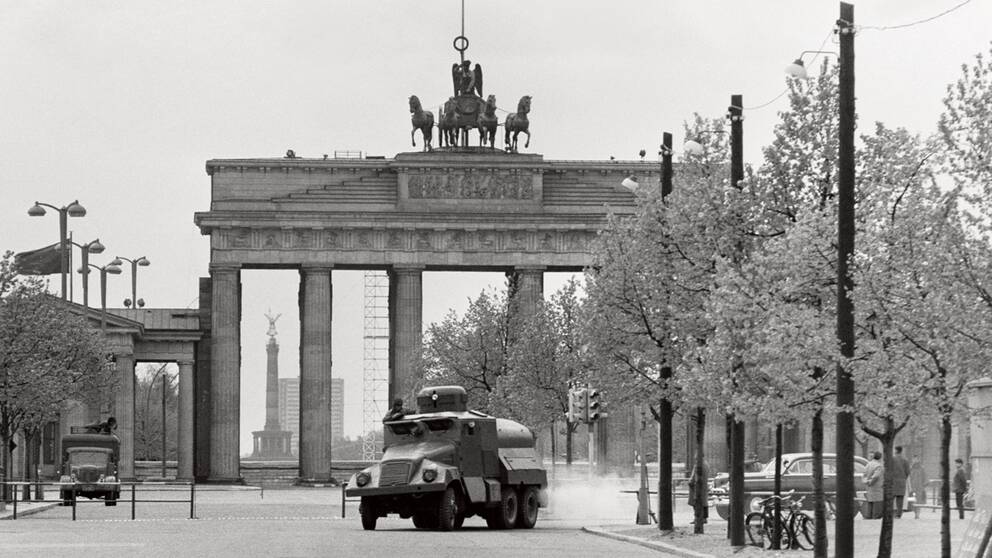 Bilden tog den unge svenske fotografen från östsidan av Brandenburger Tor i Berlin.