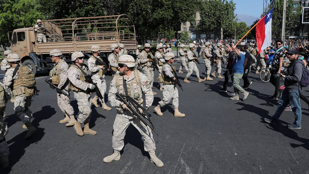 Soldater på gatorna i Santiago.