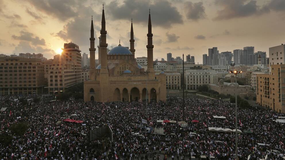 Demonstranter i Beirut i Libanon.