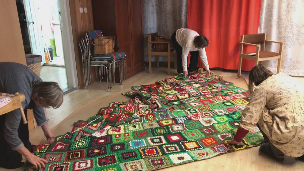 julgran mora Slöjdvännernas idé: En virkad julgran som ska pryda Mora | SVT Nyheter