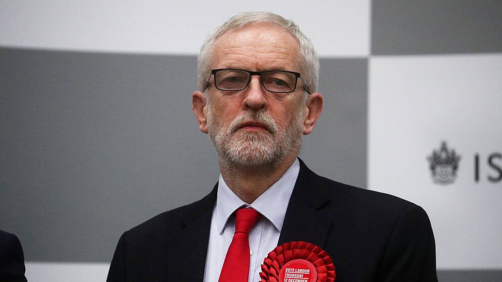 En besviken Jeremy Corbyn, ledare för Labour.